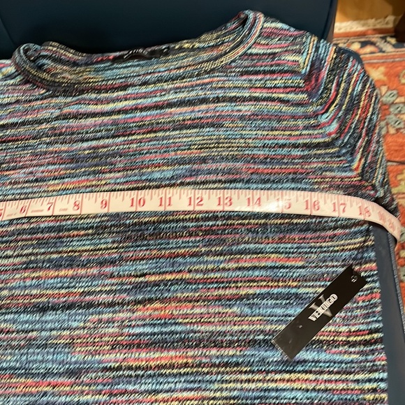 Vertigo knit short sleeve top - Picture 5 of 7